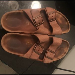 Classic Brown Birkenstock’s